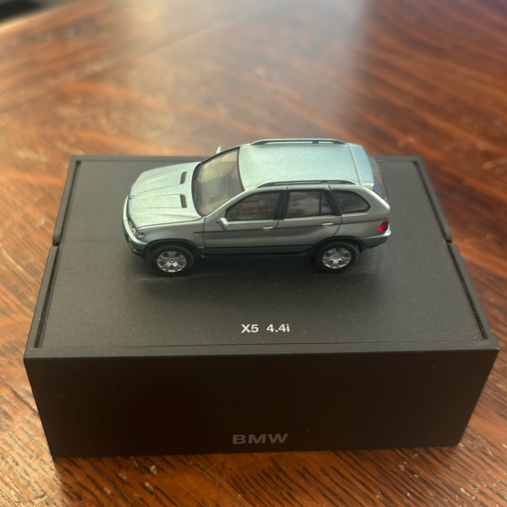 BMW X5 4.4i